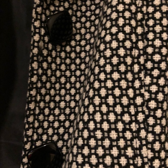 Two Tone Coat with Belt and Pockets - Picture 6 of 8